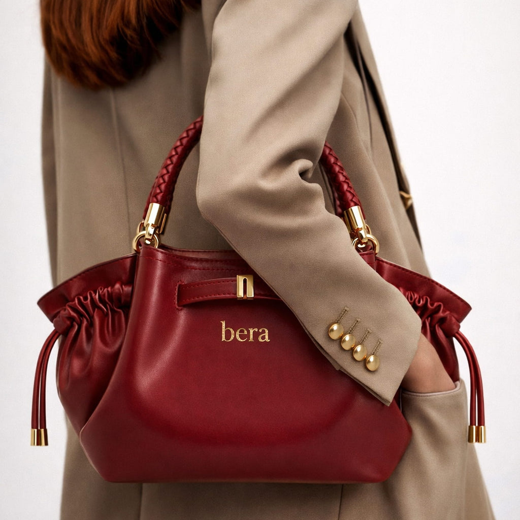 Chic Red Carry